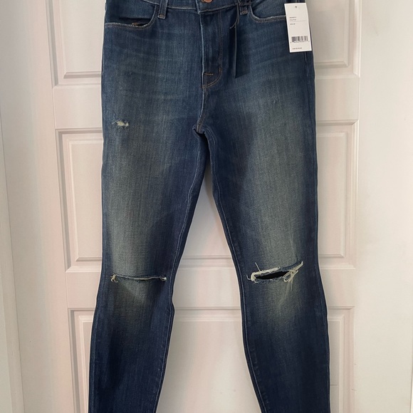 Brand New J Brand Alana High-Rise Crop in Volatile Size 28 - Picture 1 of 5